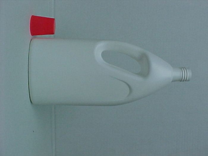 Envase de 1 lt, Gota  Color blanco para tapa tipo vaso rosca 28. Lote de 72pzs $ 151.00 El precio no incluye la tapa Este envase es ideal para suavizante de telas, detergente líquido, cloro etc. Contáctanos: (442) 2183847