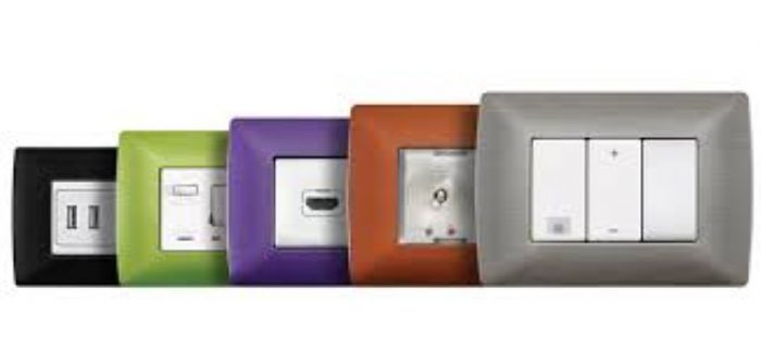 PLACAS, APAGADORES Y CONTACTOS - LUMI MATERIAL ELECTRICO