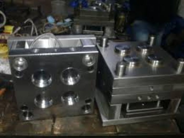 Moldes y Herramientas para inyeccion, fundicion, forja y troquelado.