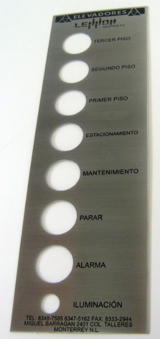 Mímicos y Tableros de Control, Fabricados en Plástico o Metal