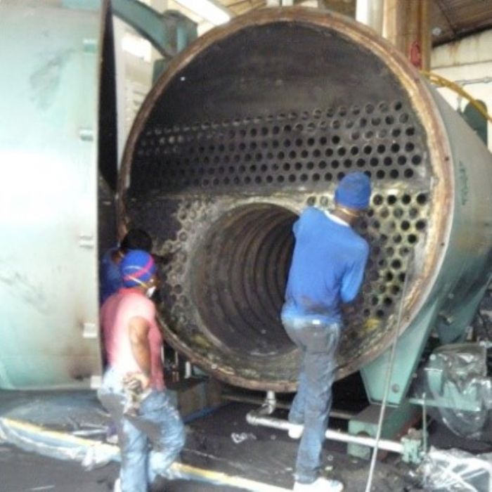 Mantenimiento a calderas industriales y sistemas de agua caliente