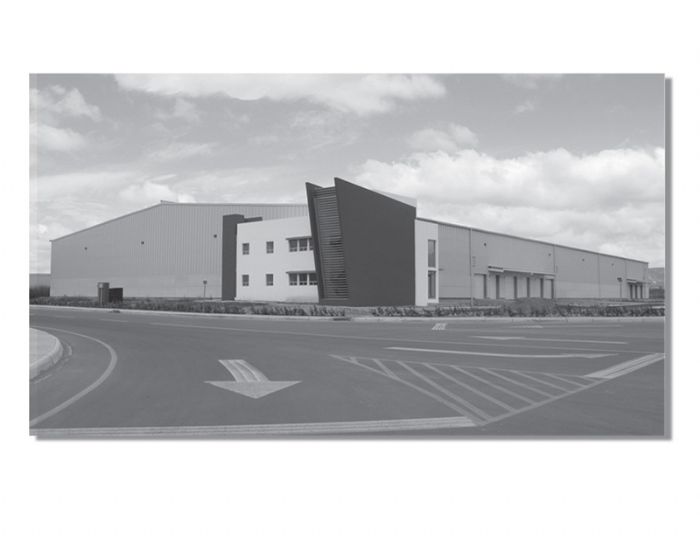 naves comerciales