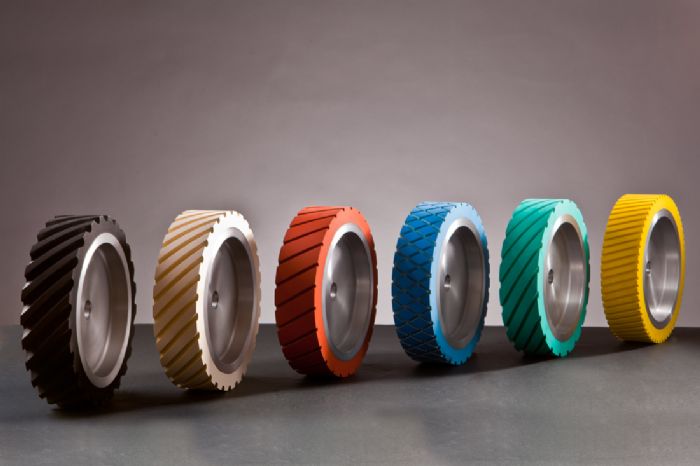 RODILLOS FABRICACION RECUBRIMIENTO RECTIFICADO HULE