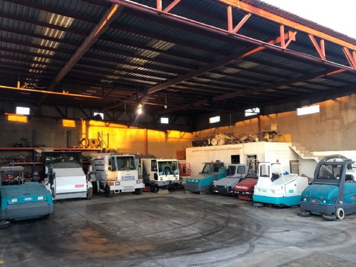 VENTA Y RENTA DE BARREDORAS RESTREGADORAS INDUSTRIALES Y VIALES