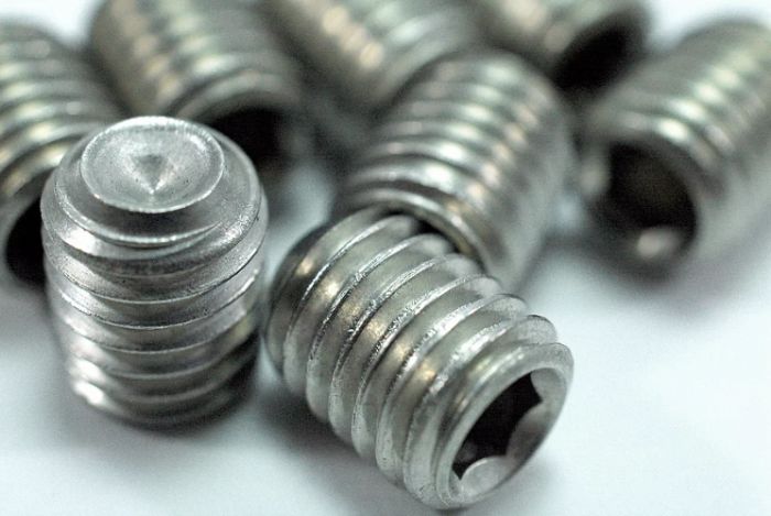 Tornillos prisioneros allen