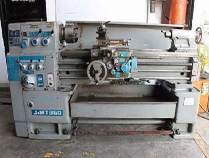 Torno usado Jinan 13 X 42