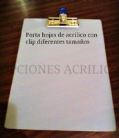 Porta hojas de acrílico con clip diferentes tamaños