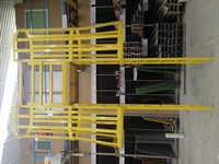 ESCALERA MARINA DE FIBRA DE VIDRIO