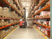 SERVICIO DE DISTRIBUCION DE MONTACARGAS RAYMOND CONDUCTO MONTACARGAS TORRES