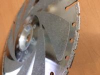 Discos con diamantes depositados al vacío.