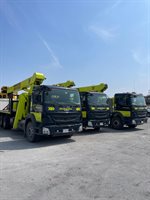 GRUAS TITAN