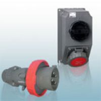 Tomas y Clavijas industriales