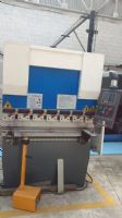 DOBLEZ DE LAMINA DE ACERO AL CARBON